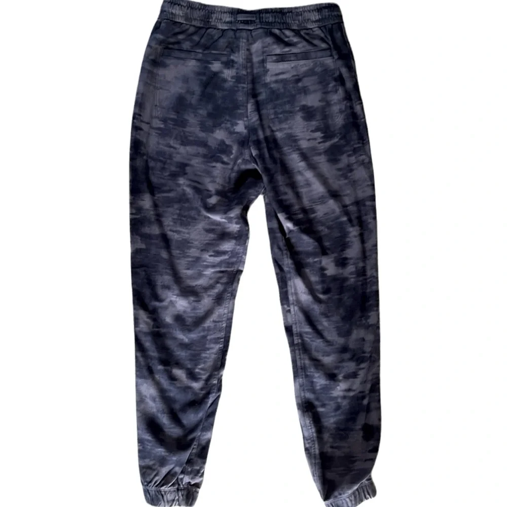 Athleta Farallon Printed Jogger